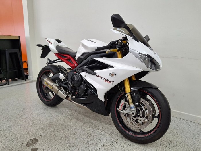 2014 Triumph DAYTONA 675R (ABS)