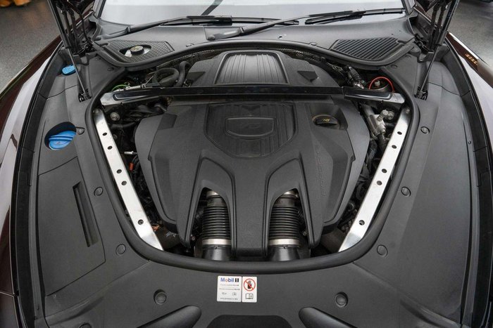 2022 Porsche Panamera