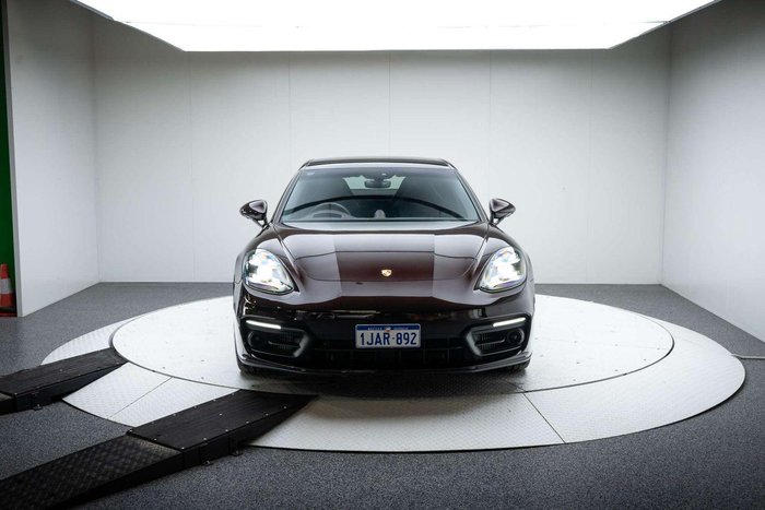 2022 Porsche Panamera