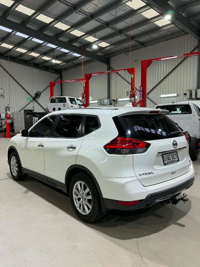 2017 Nissan X-TRAIL