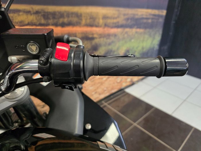 2012 Suzuki GSX1250FA BLACK