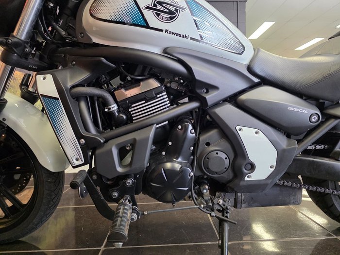 2021 Kawasaki VULCAN S (EN650D LAMS) WHITE