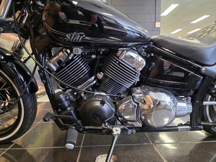 2018 Yamaha XVS650 V-STAR CUSTOM BLUE