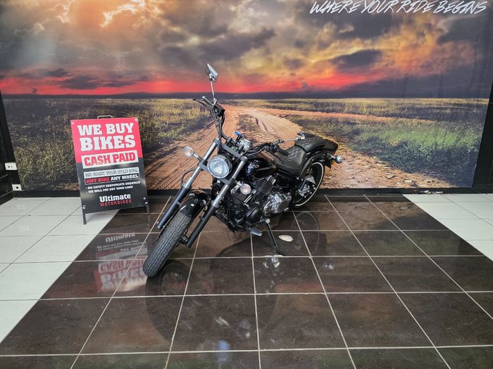 2018 Yamaha XVS650 V-STAR CUSTOM BLUE