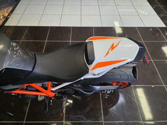 2017 Ktm 1290 SUPER DUKE R ORANGE