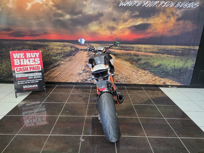 2017 Ktm 1290 SUPER DUKE R ORANGE