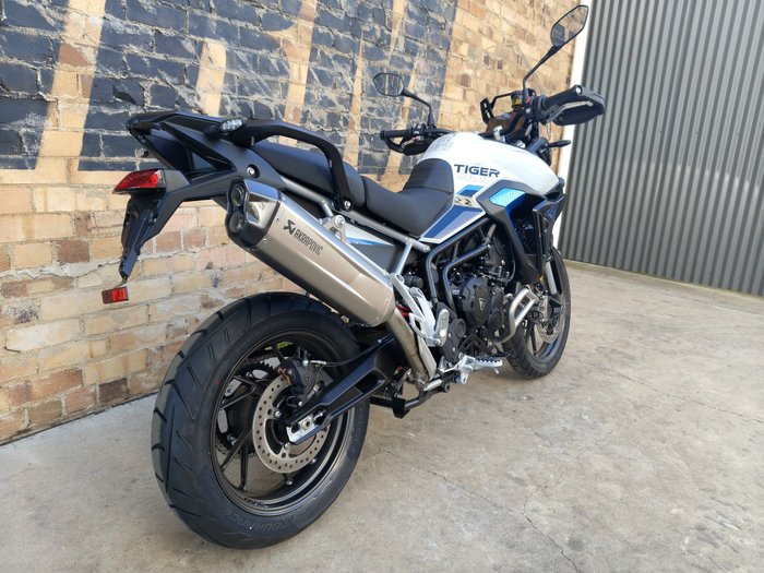 2027 TRIUMPH TIGER 900 ALPINE EDITION ROAD WHITE