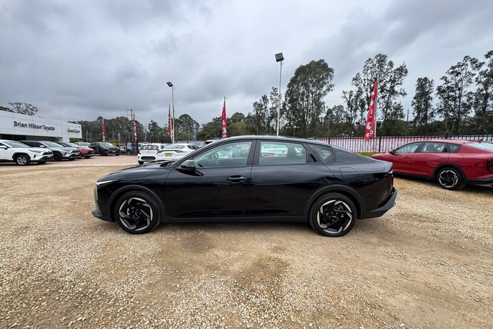 2025 Kia K4 Sport