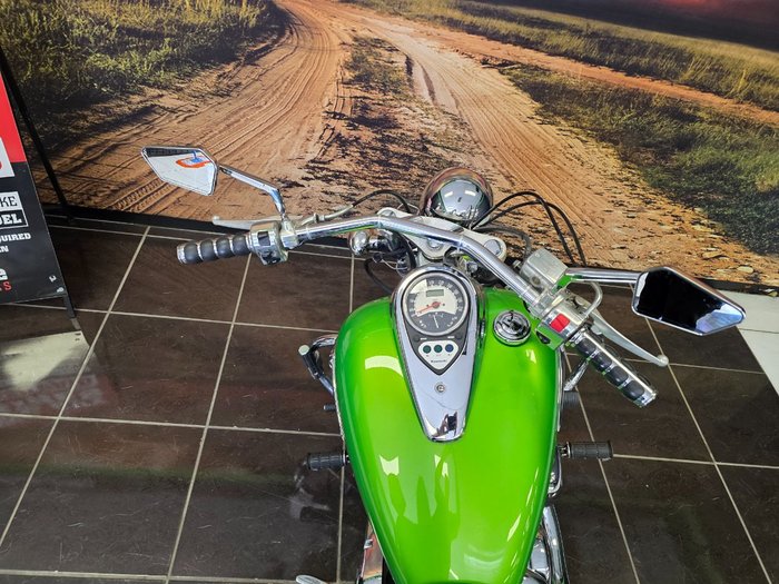 2007 Kawasaki VULCAN 900 CUSTOM GREEN