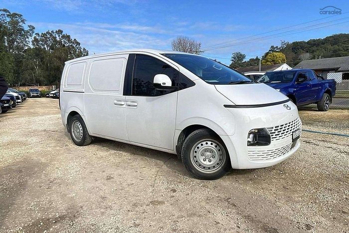 2022 Hyundai STARIA LOAD