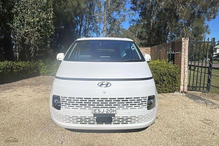 2022 Hyundai STARIA LOAD