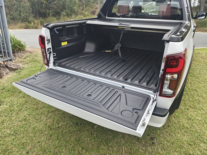 2026 MAZDA BT-50 SP