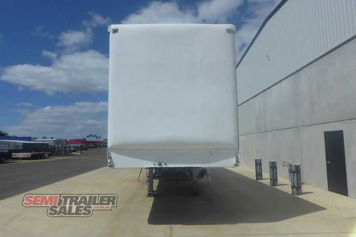 1995 Freighter 22 Pallet Curtainsider