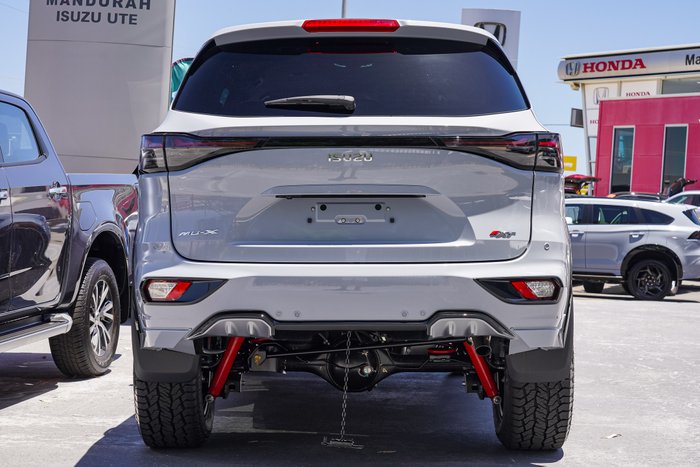 2025 Isuzu MU-X X-TERRAIN