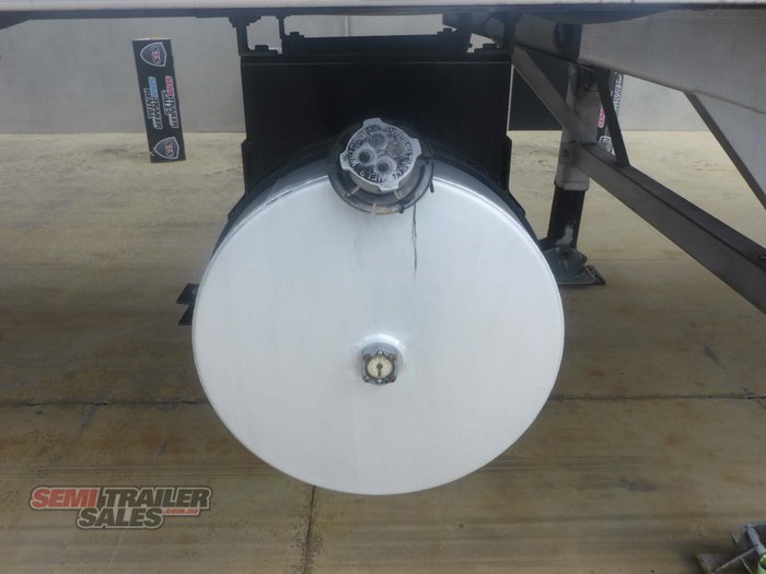 2005 Maxitrans Bogie Refrigerated Pantech