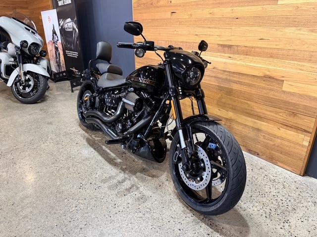 2017 Harley-Davidson CVO Pro Street Breakout (FXSE)