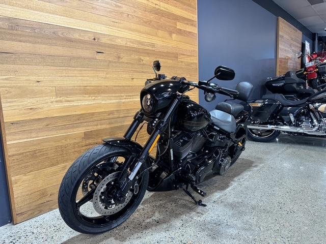 2017 Harley-Davidson CVO Pro Street Breakout (FXSE)