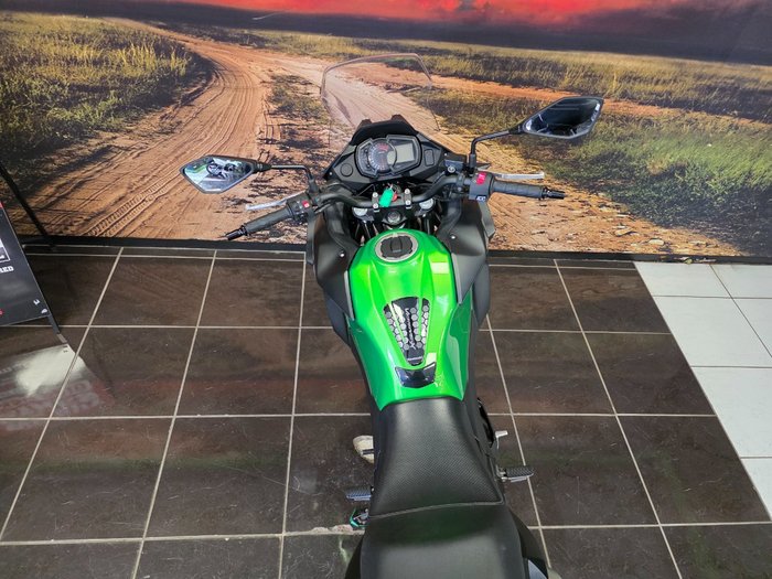 2024 Kawasaki VERSYS-X 300 GREEN