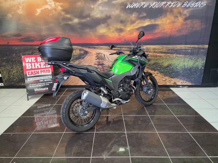 2024 Kawasaki VERSYS-X 300 GREEN