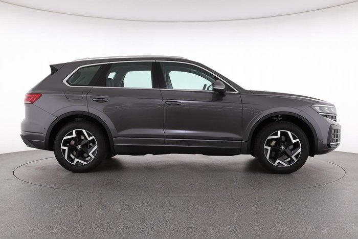 2025 Volkswagen Touareg
