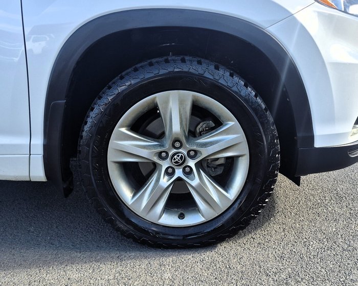 2016 Toyota Kluger