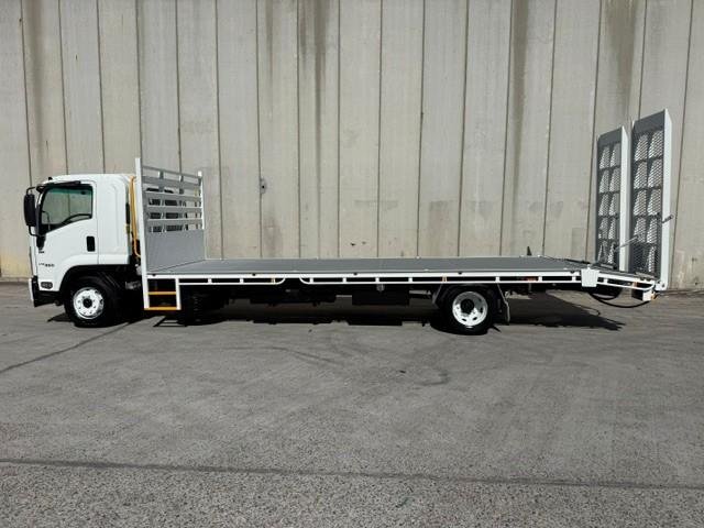 2017 Isuzu F Series FSR140/120-260