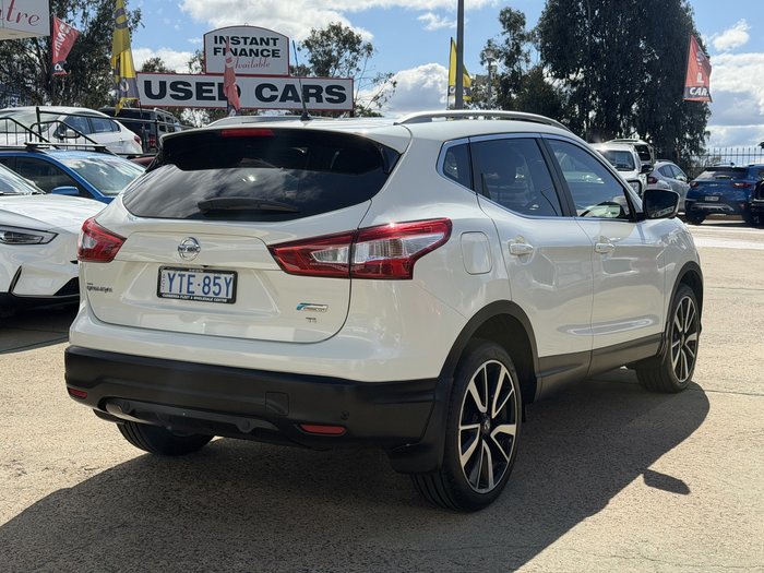 2016 Nissan QASHQAI Ti