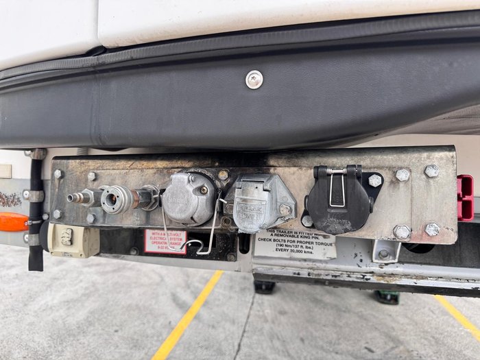 2015 Maxitrans St2 Tail Gate