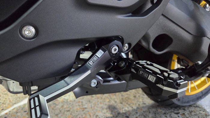 2026 BMW Motorrad R 1300 GS ADVENTURE GREEN