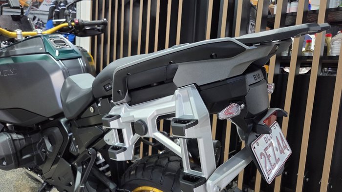 2026 BMW Motorrad R 1300 GS ADVENTURE GREEN
