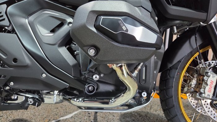 2026 BMW Motorrad R 1300 GS ADVENTURE GREEN