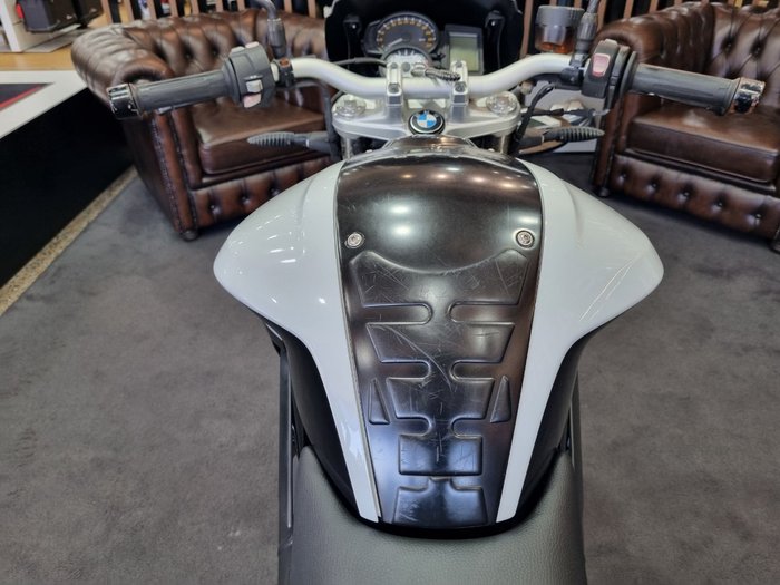 2014 BMW Motorrad Bmw 800CC F 800 R (14-10) LIGHTWHITE UNI/BLACK STORM MET/SCHW