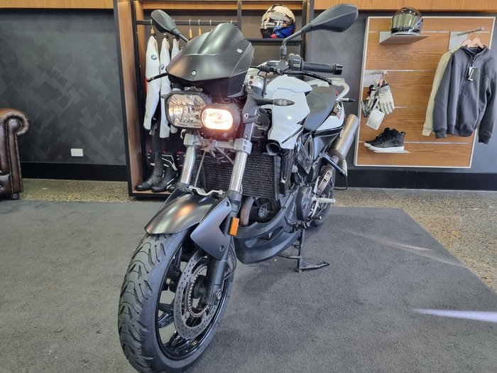 2014 BMW Motorrad Bmw 800CC F 800 R (14-10) LIGHTWHITE UNI/BLACK STORM MET/SCHW