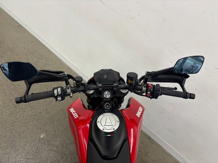 2019 DUCATI HYPERMOTARD 950 (RED) Red