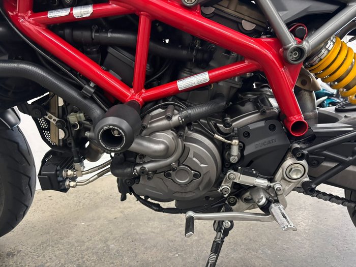 2019 DUCATI HYPERMOTARD 950 (RED) Red