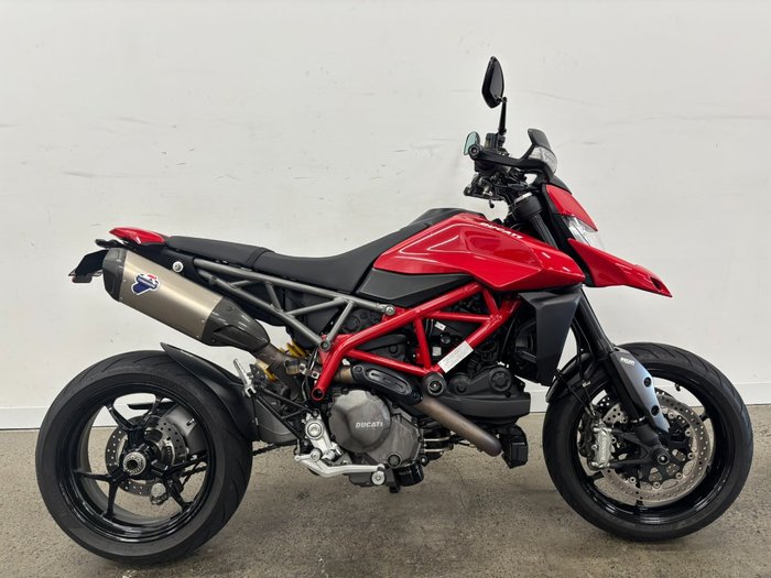 2019 DUCATI HYPERMOTARD 950 (RED) Red