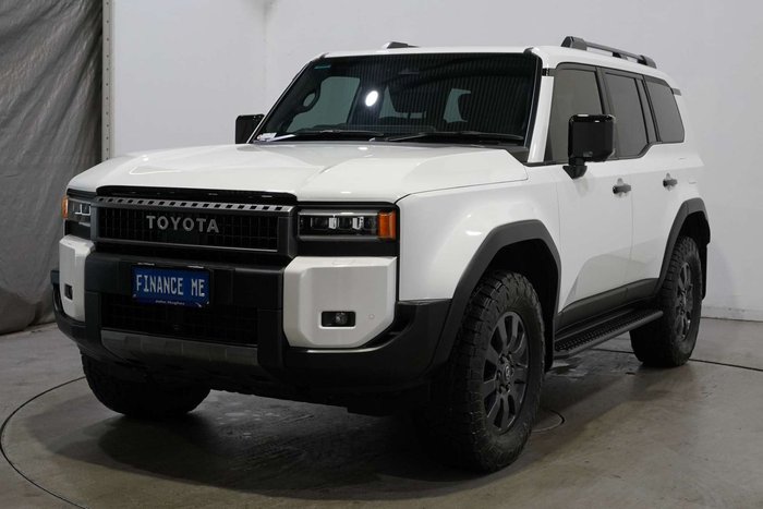 2024 Toyota Landcruiser Prado