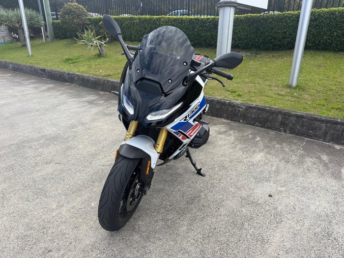 2026 BMW R 1300 RS Performance