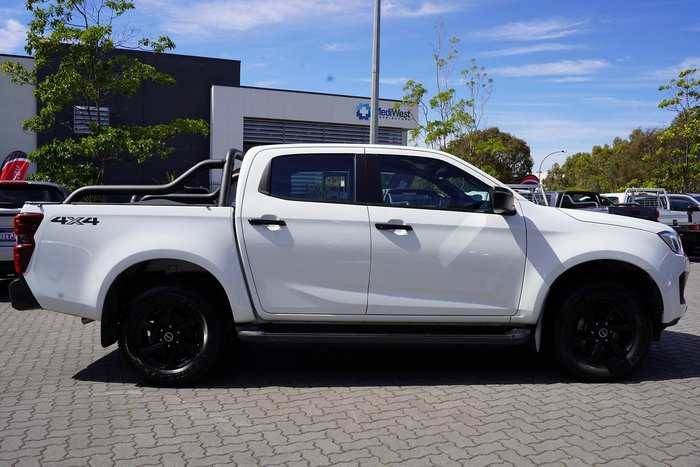2025 Isuzu D-MAX X-RIDER