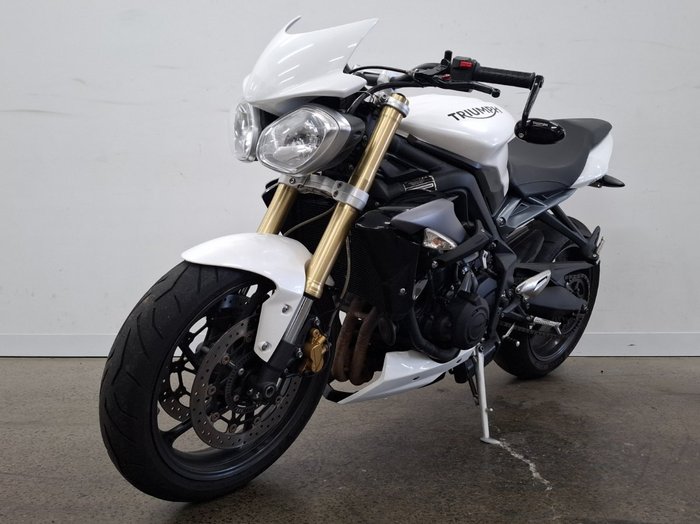 2014 Triumph STREET TRIPLE 660 White