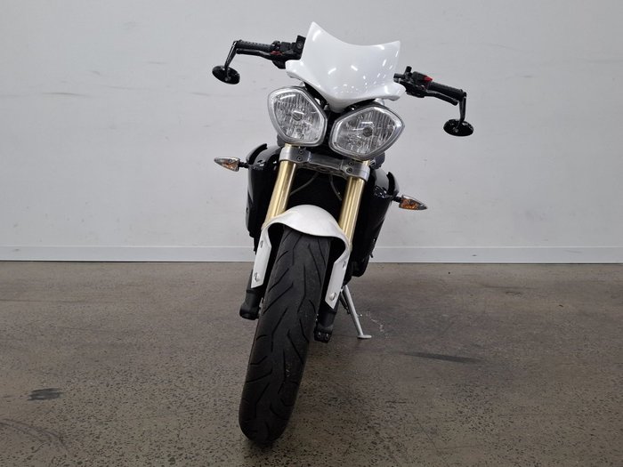 2014 Triumph STREET TRIPLE 660 White