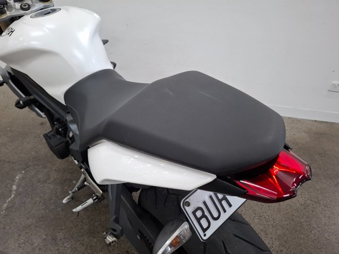 2014 Triumph STREET TRIPLE 660 White