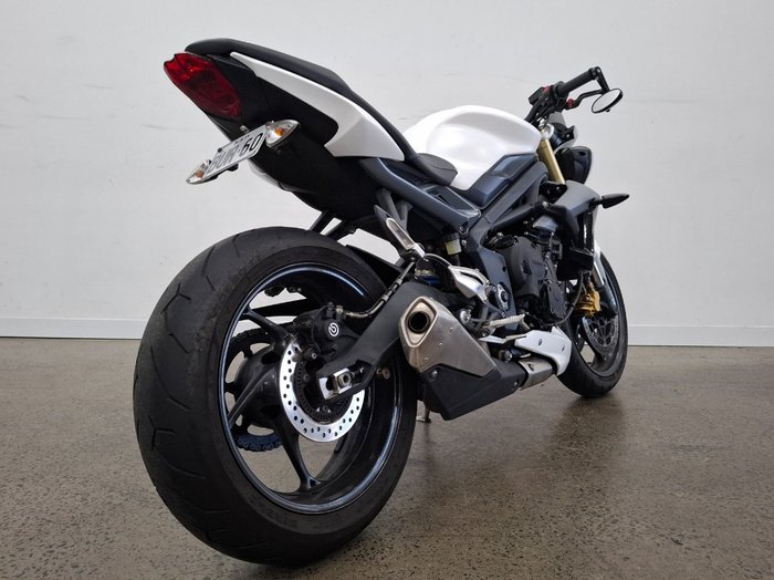 2014 Triumph STREET TRIPLE 660