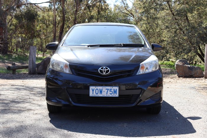 2013 Toyota Yaris YR