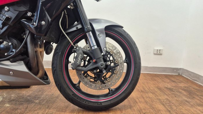 2014 Triumph STREET TRIPLE R GREY