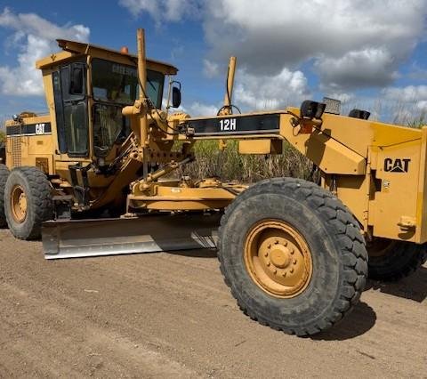 2001 Caterpillar 12H