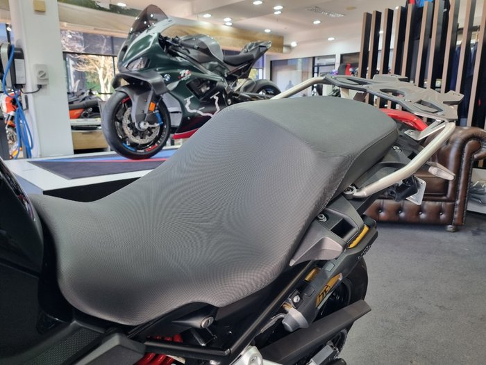 2026 BMW Motorrad F 800 GS TRIPLE BLACK BLACK STORM METALLIC