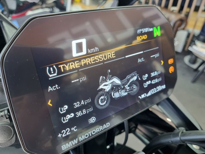 2026 BMW Motorrad F 800 GS TRIPLE BLACK BLACK STORM METALLIC
