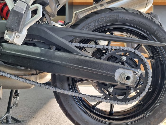 2026 BMW Motorrad F 800 GS TRIPLE BLACK BLACK STORM METALLIC