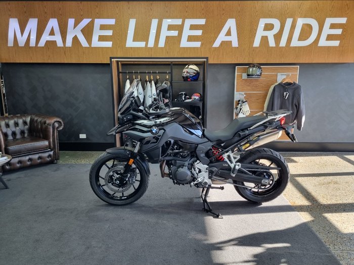 2026 BMW Motorrad F 800 GS TRIPLE BLACK BLACK STORM METALLIC